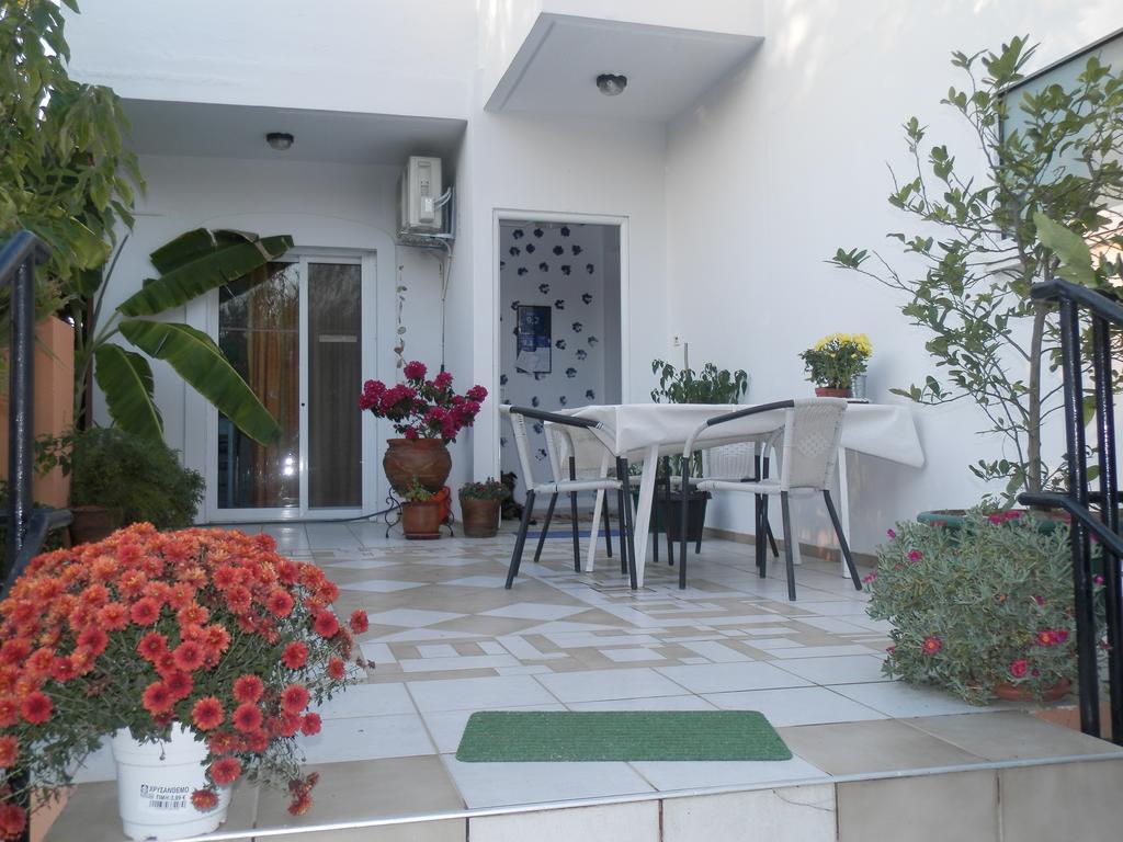Silvi Mari Apartments Platanes  Exterior photo
